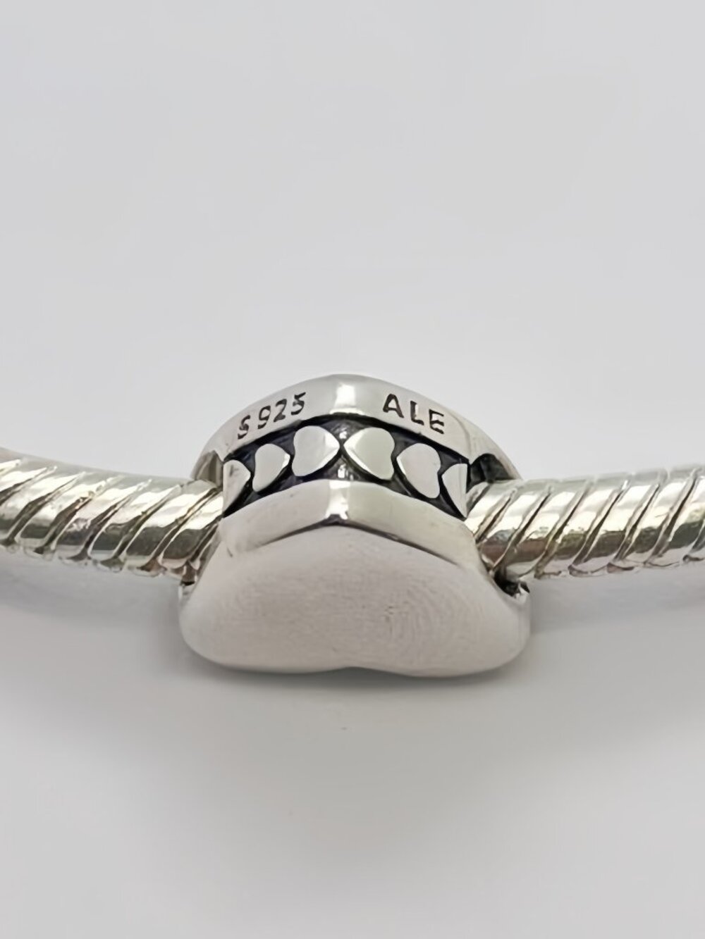 Pandora Hope Pink Ribbon Pendant - Picture 2 of 3